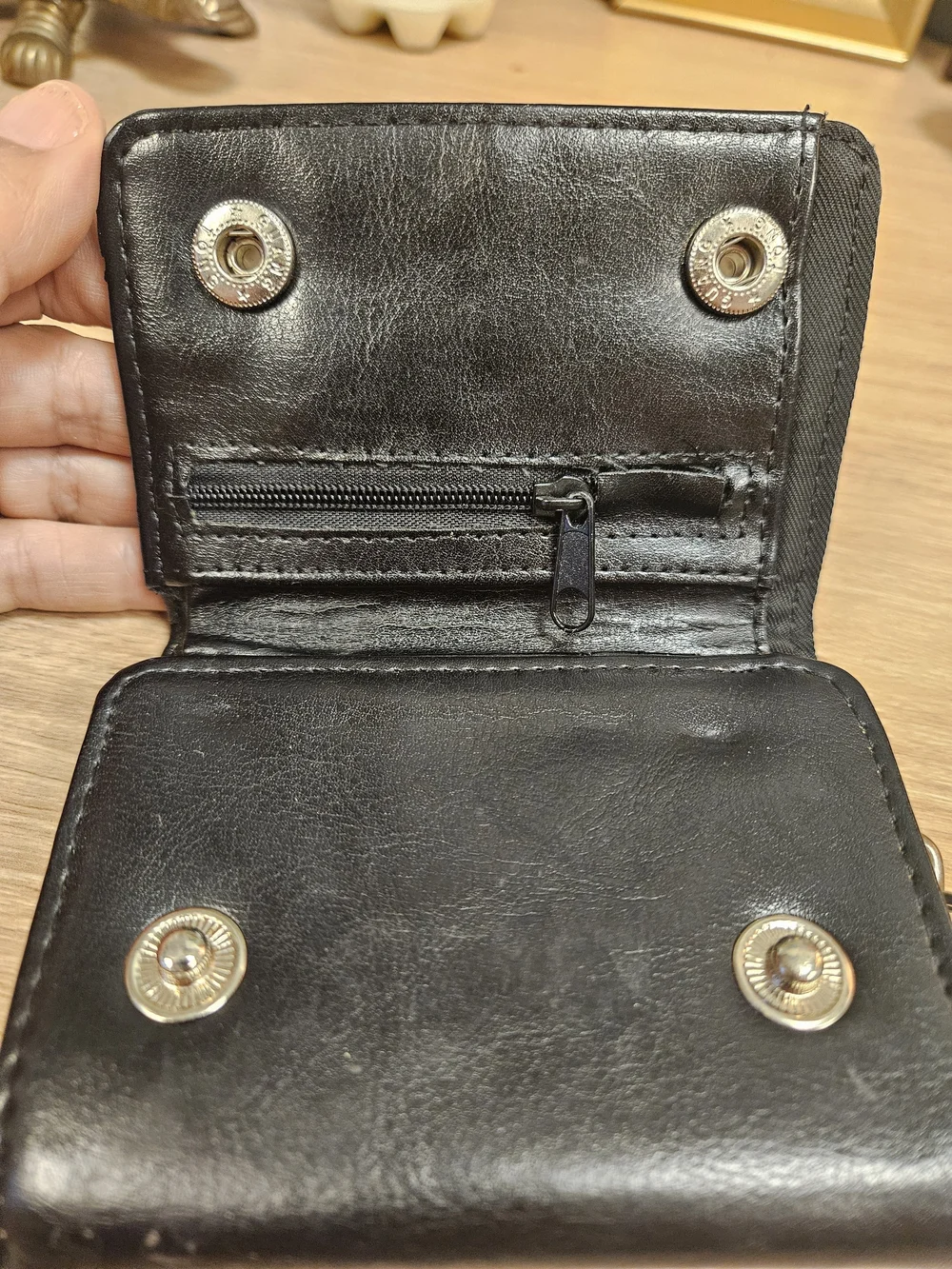 Black Skull Trifold Leather Wallet with Heavy Chain